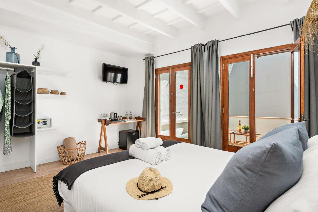 Hotel Boutique Ses 5 Claus Ciutadella  Exteriör bild