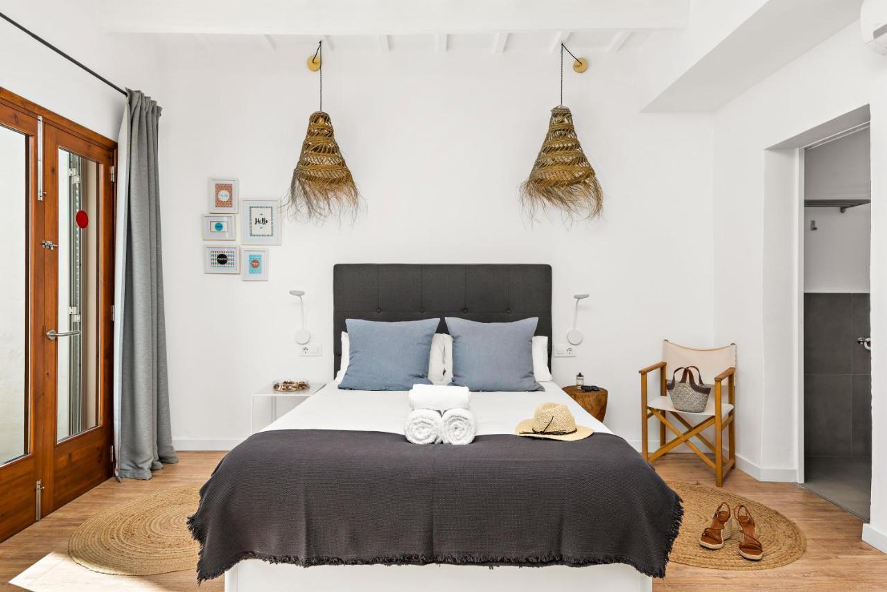 Hotel Boutique Ses 5 Claus Ciutadella  Exteriör bild