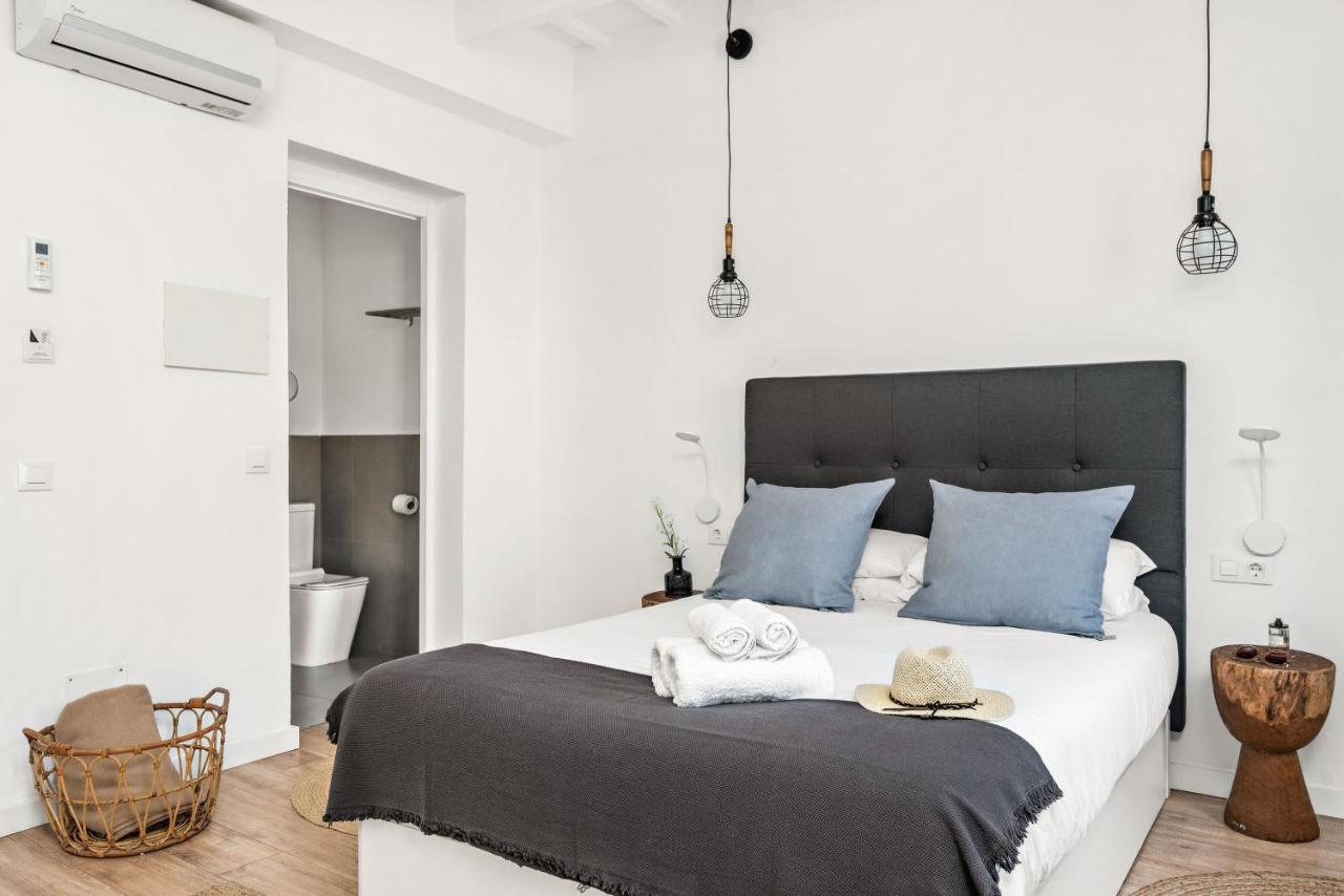 Hotel Boutique Ses 5 Claus Ciutadella  Exteriör bild