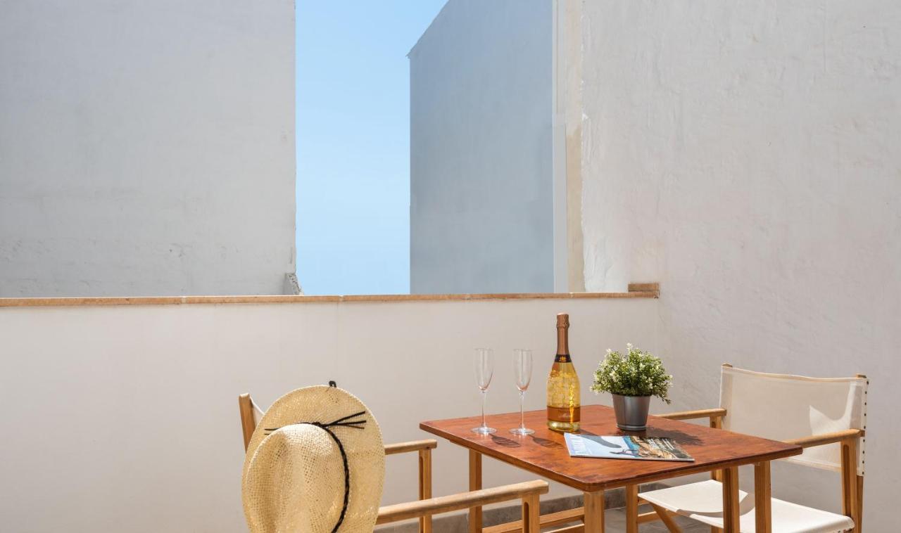 Hotel Boutique Ses 5 Claus Ciutadella  Exteriör bild
